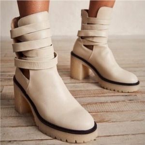 FREE PEOPLE Jesse Cutout Boots | 38 | Cream